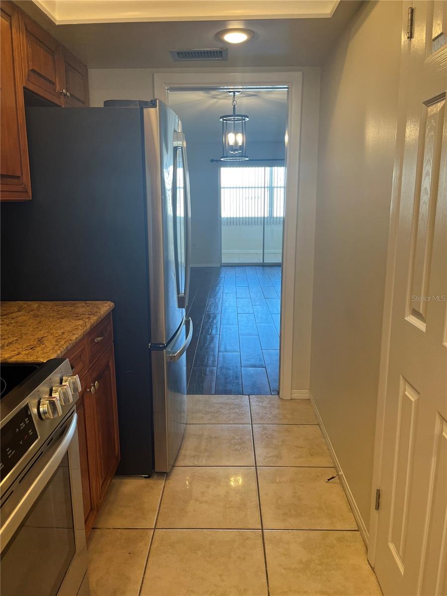 Image 5 of 20 For 5155 9th Avenue N 208