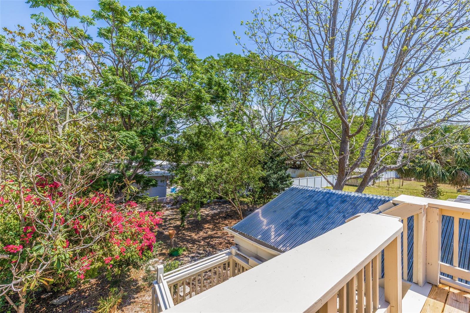 Image 32 of 41 For 834 Riverside Drive