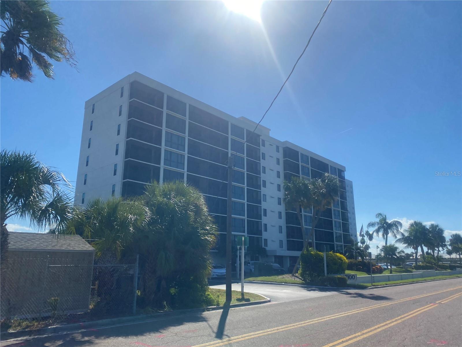 Details for 7100 Sunshine Skyway Lane S 906, ST PETERSBURG, FL 33711