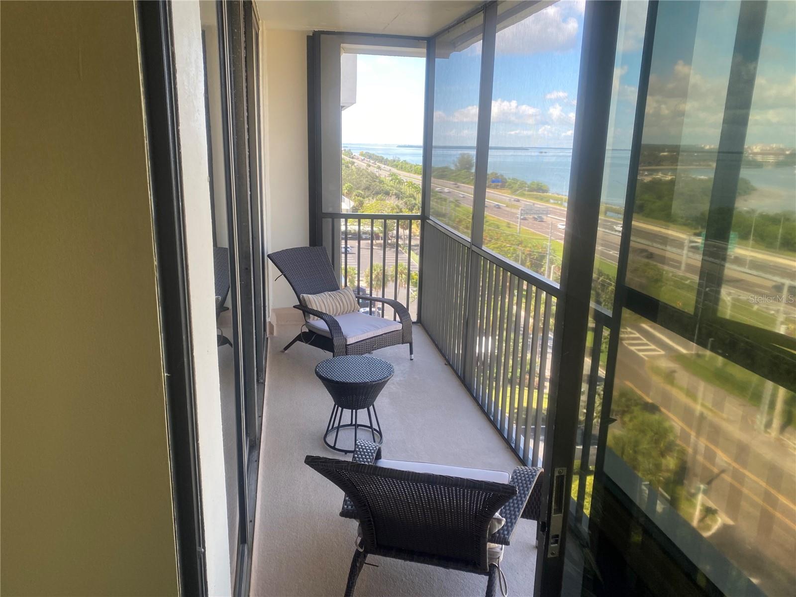 Image 13 of 89 For 7100 Sunshine Skyway Lane S 906