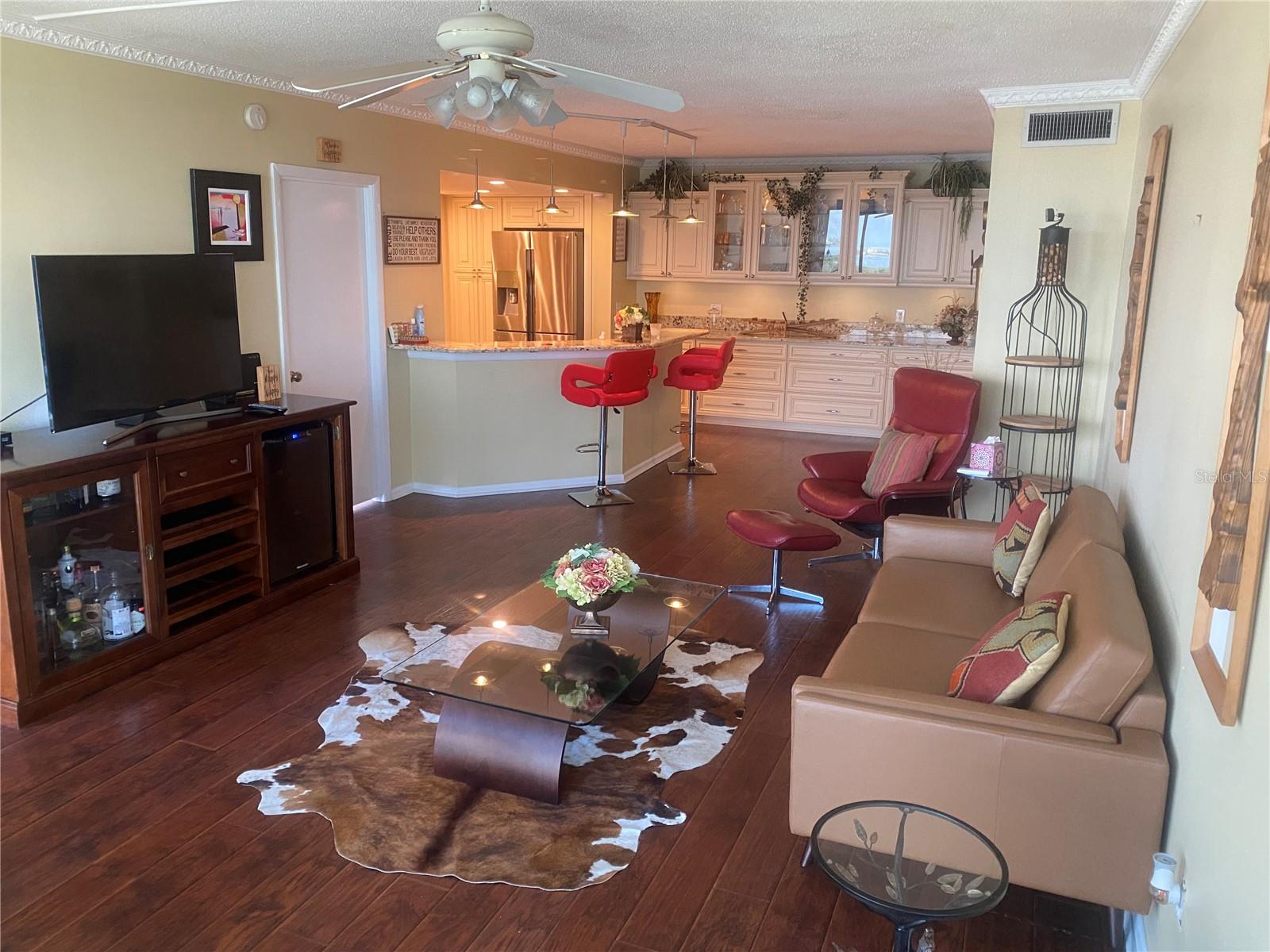 Image 14 of 89 For 7100 Sunshine Skyway Lane S 906