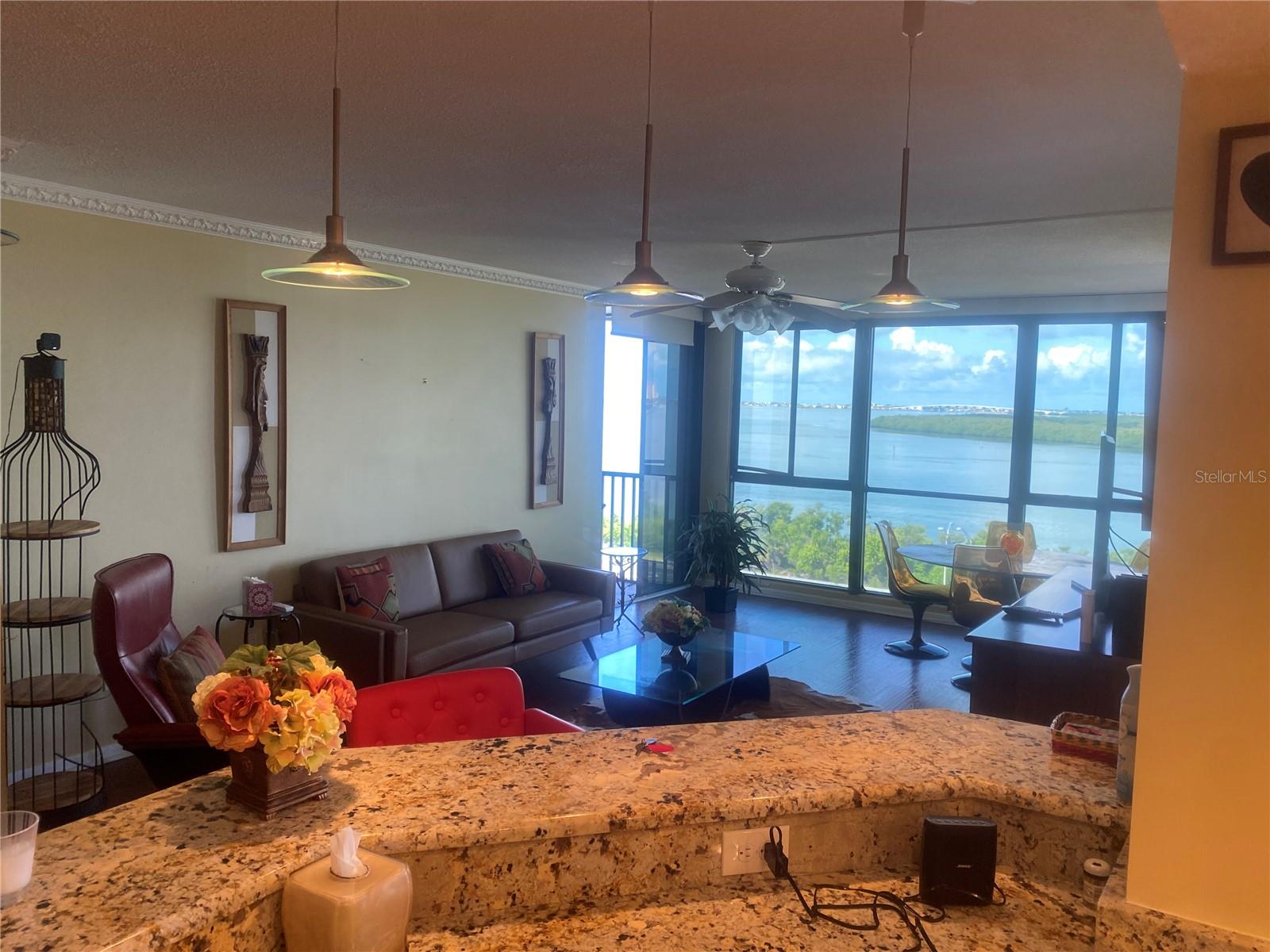 Image 18 of 89 For 7100 Sunshine Skyway Lane S 906