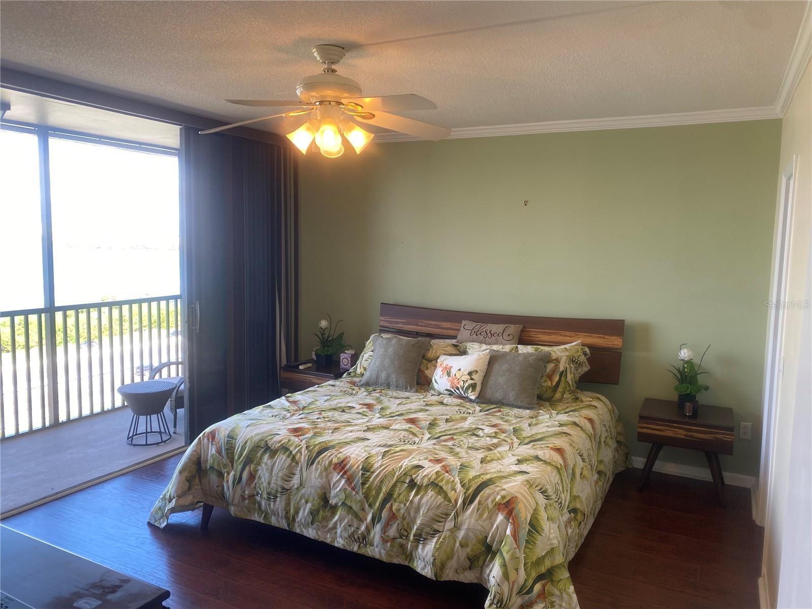 Image 22 of 89 For 7100 Sunshine Skyway Lane S 906