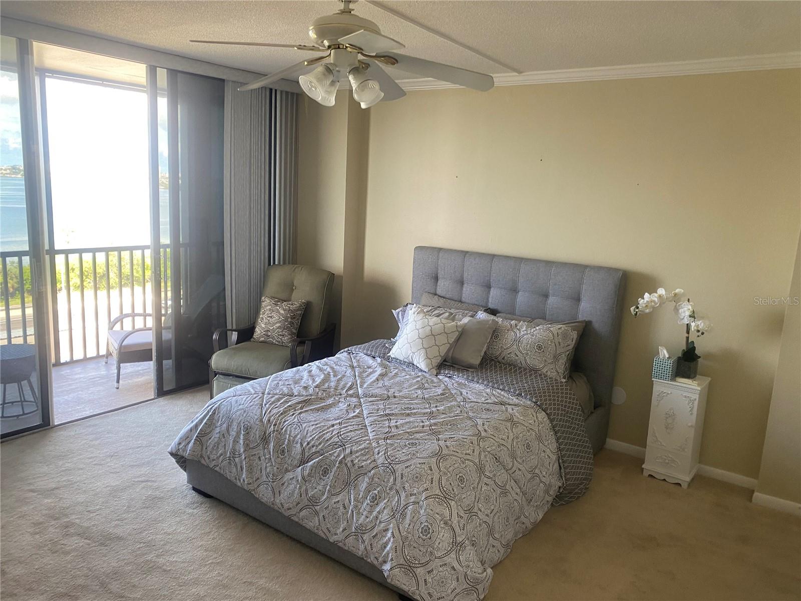 Image 28 of 89 For 7100 Sunshine Skyway Lane S 906
