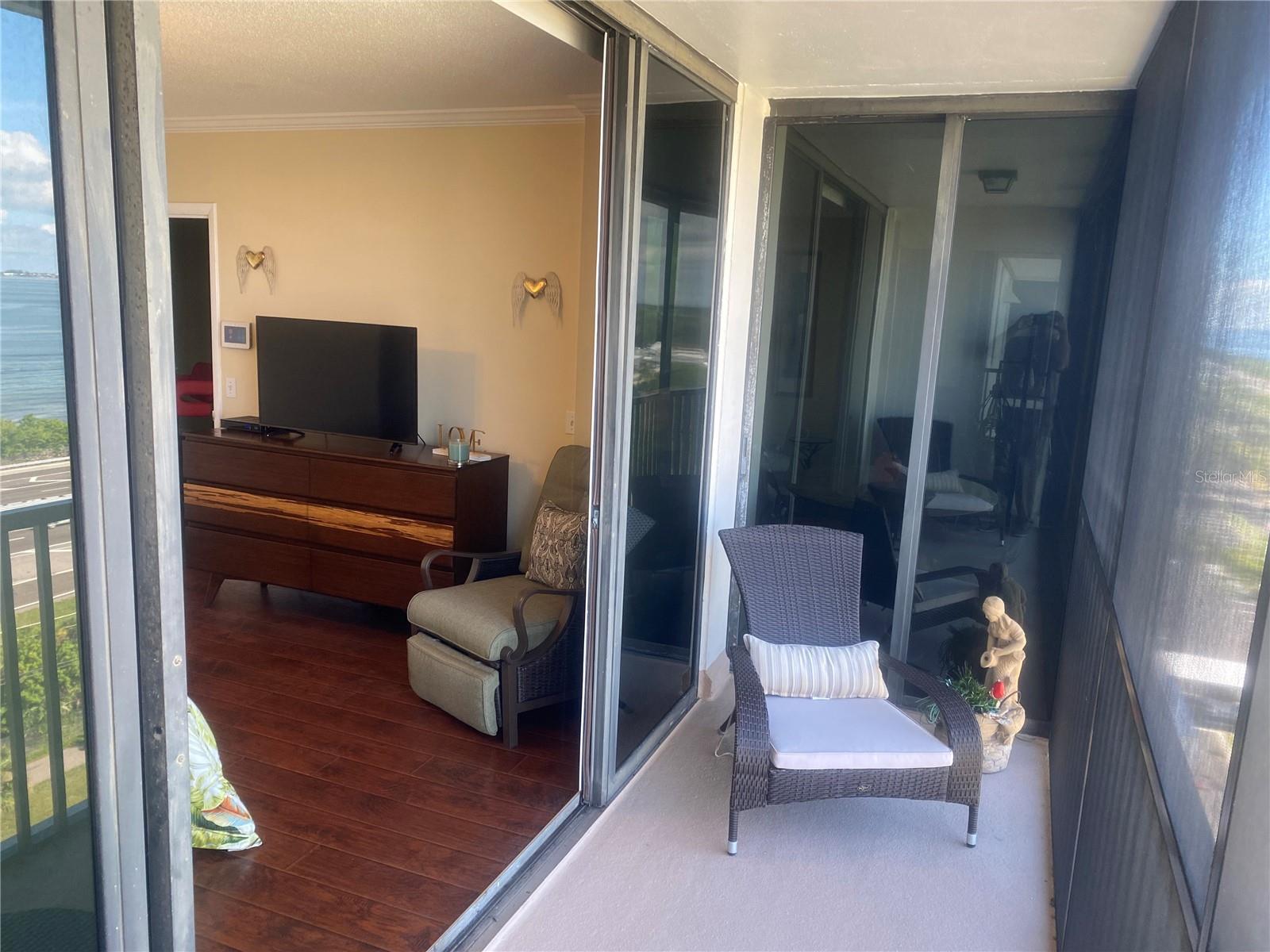 Image 31 of 89 For 7100 Sunshine Skyway Lane S 906