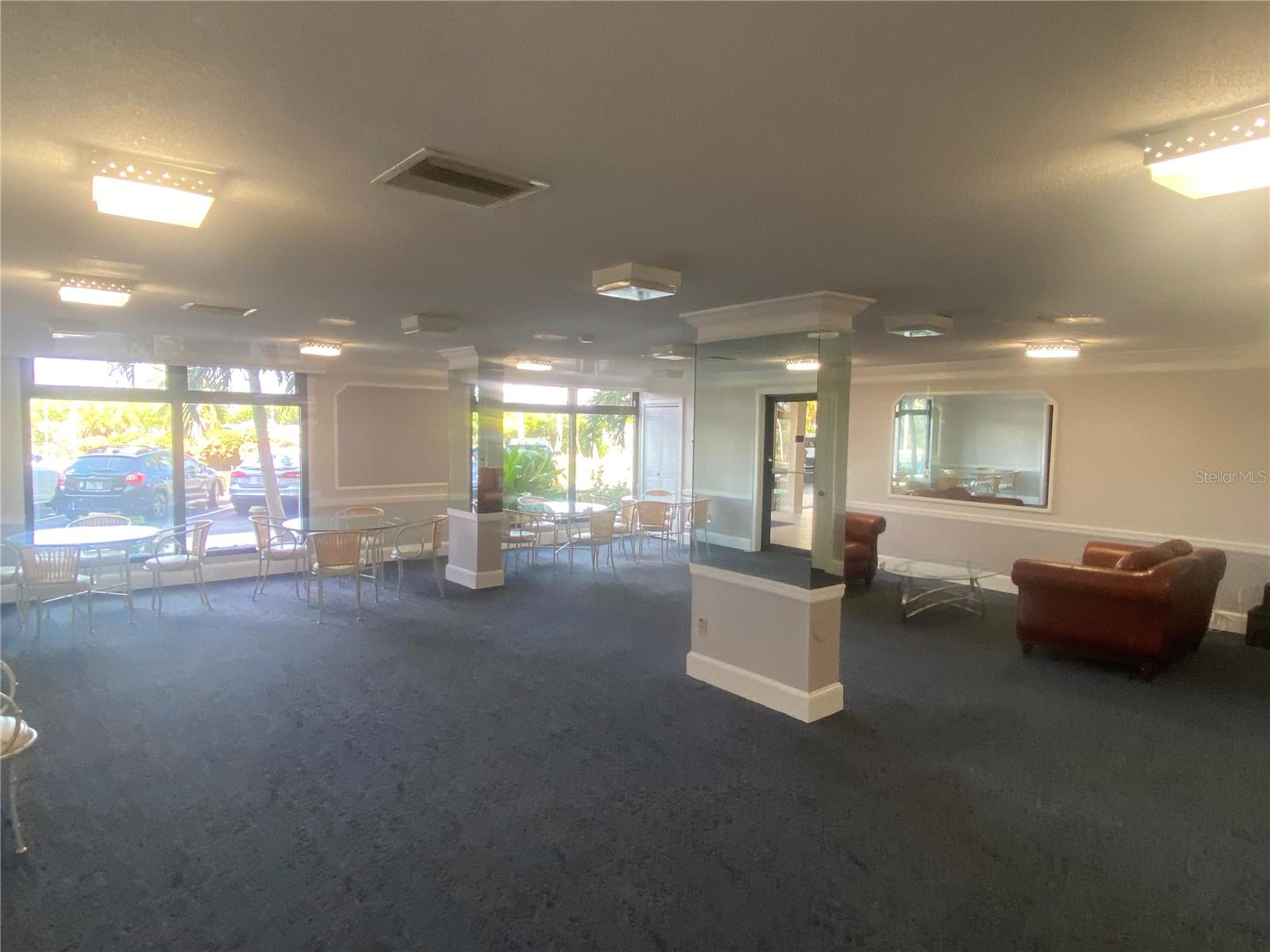 Image 43 of 89 For 7100 Sunshine Skyway Lane S 906