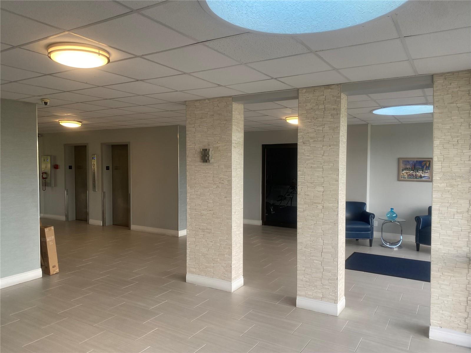Image 50 of 89 For 7100 Sunshine Skyway Lane S 906