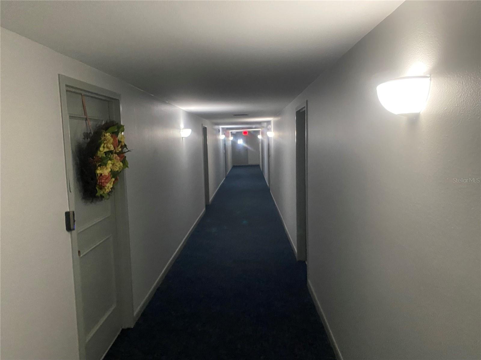 Image 51 of 89 For 7100 Sunshine Skyway Lane S 906
