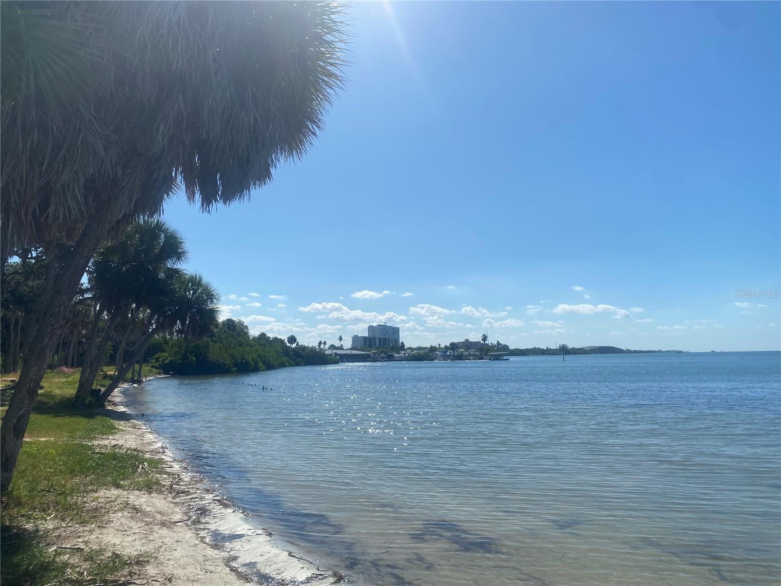Image 62 of 89 For 7100 Sunshine Skyway Lane S 906