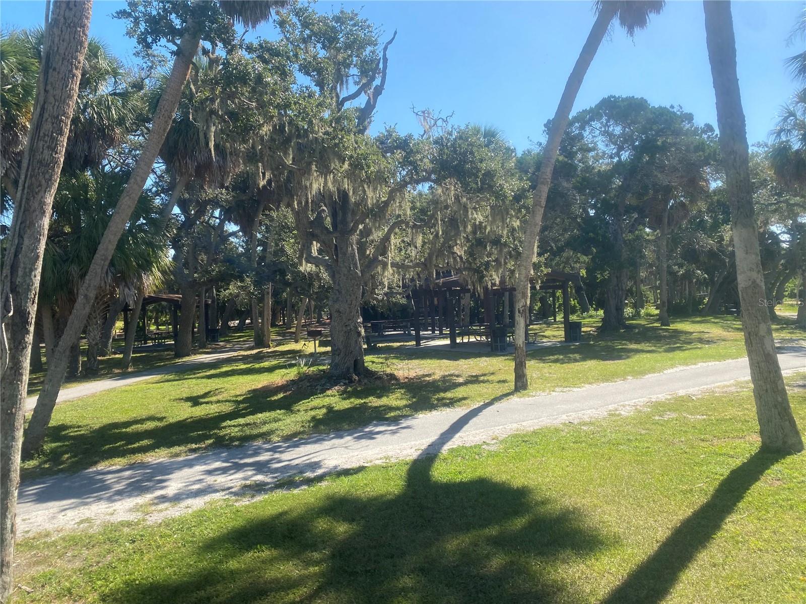 Image 74 of 89 For 7100 Sunshine Skyway Lane S 906