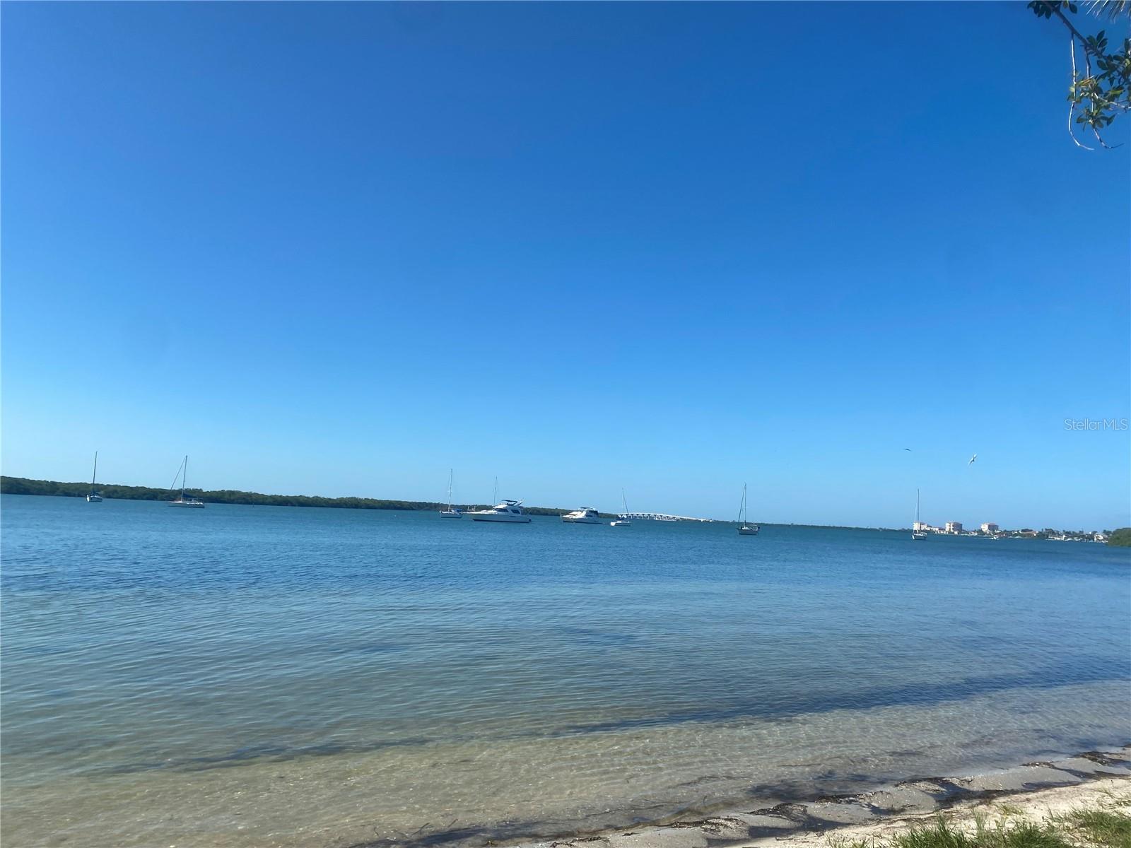 Image 76 of 89 For 7100 Sunshine Skyway Lane S 906