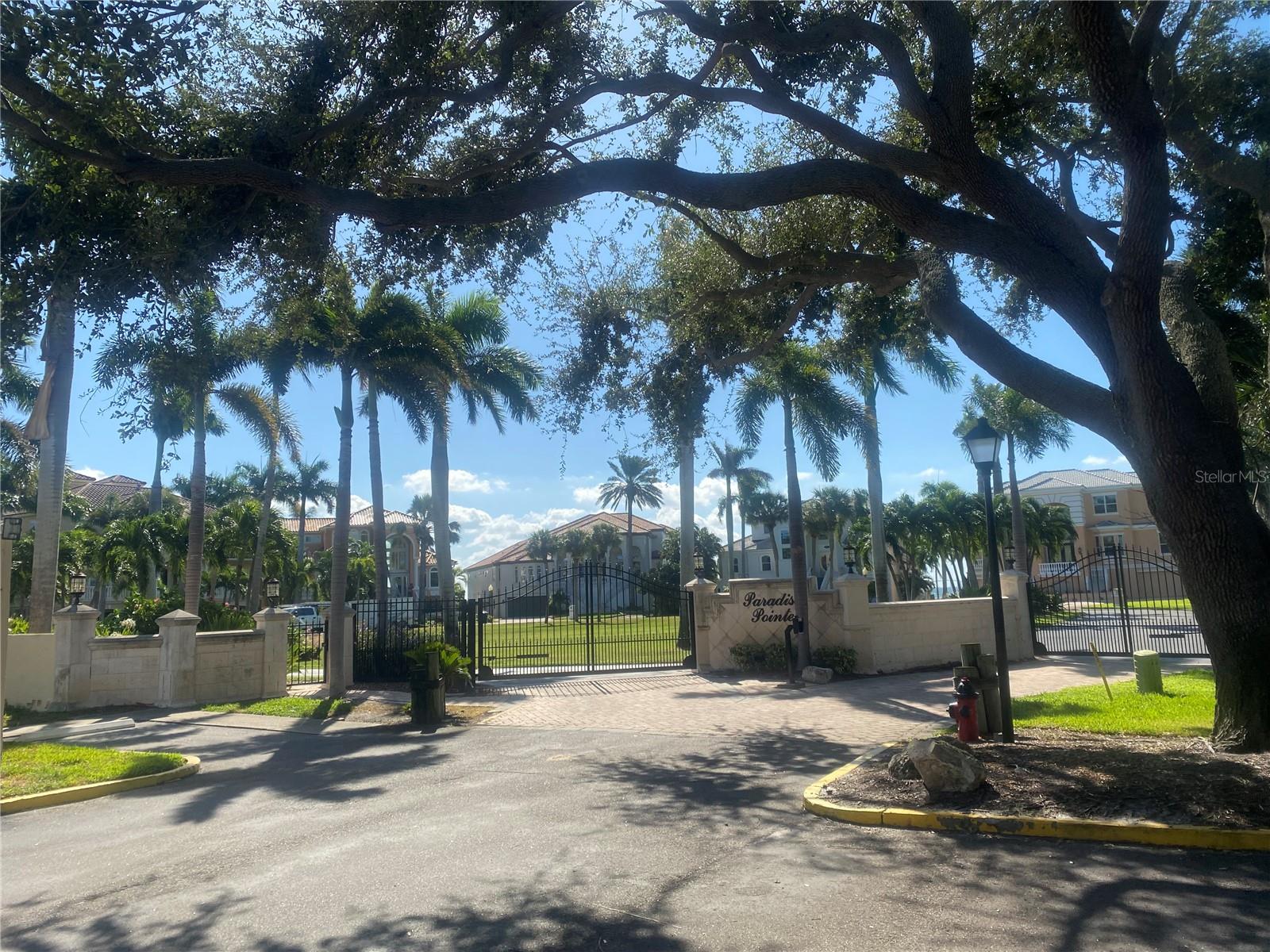 Image 80 of 89 For 7100 Sunshine Skyway Lane S 906