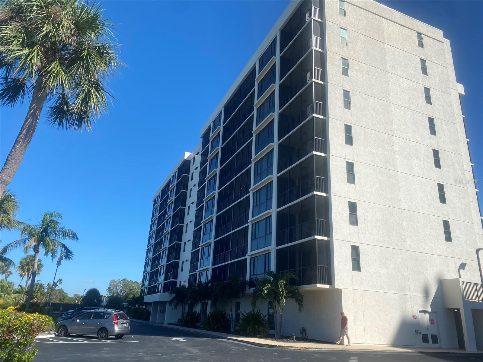 Image 88 of 89 For 7100 Sunshine Skyway Lane S 906