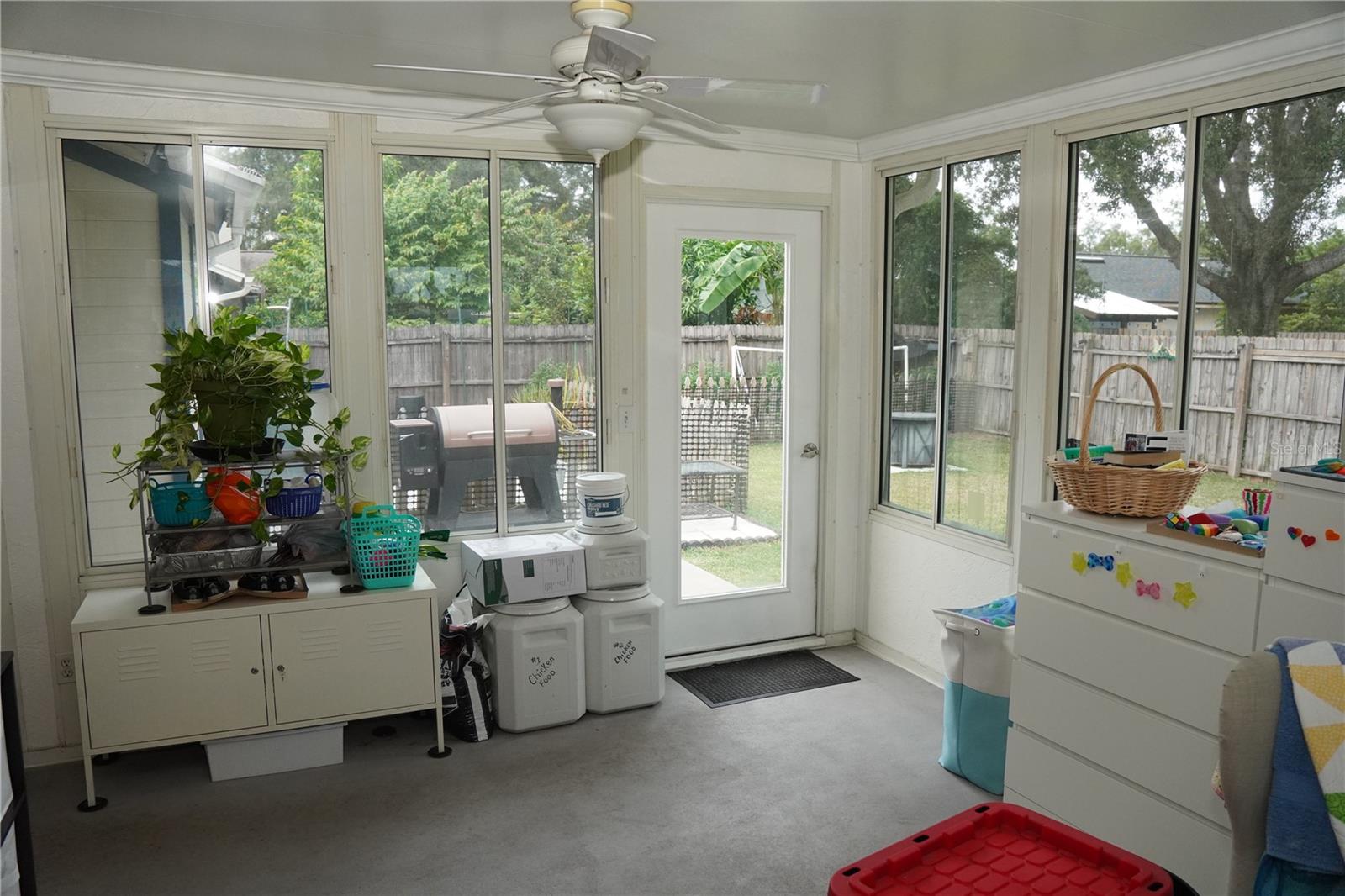 Listing photo id 8 for 1621 Southwind Drive