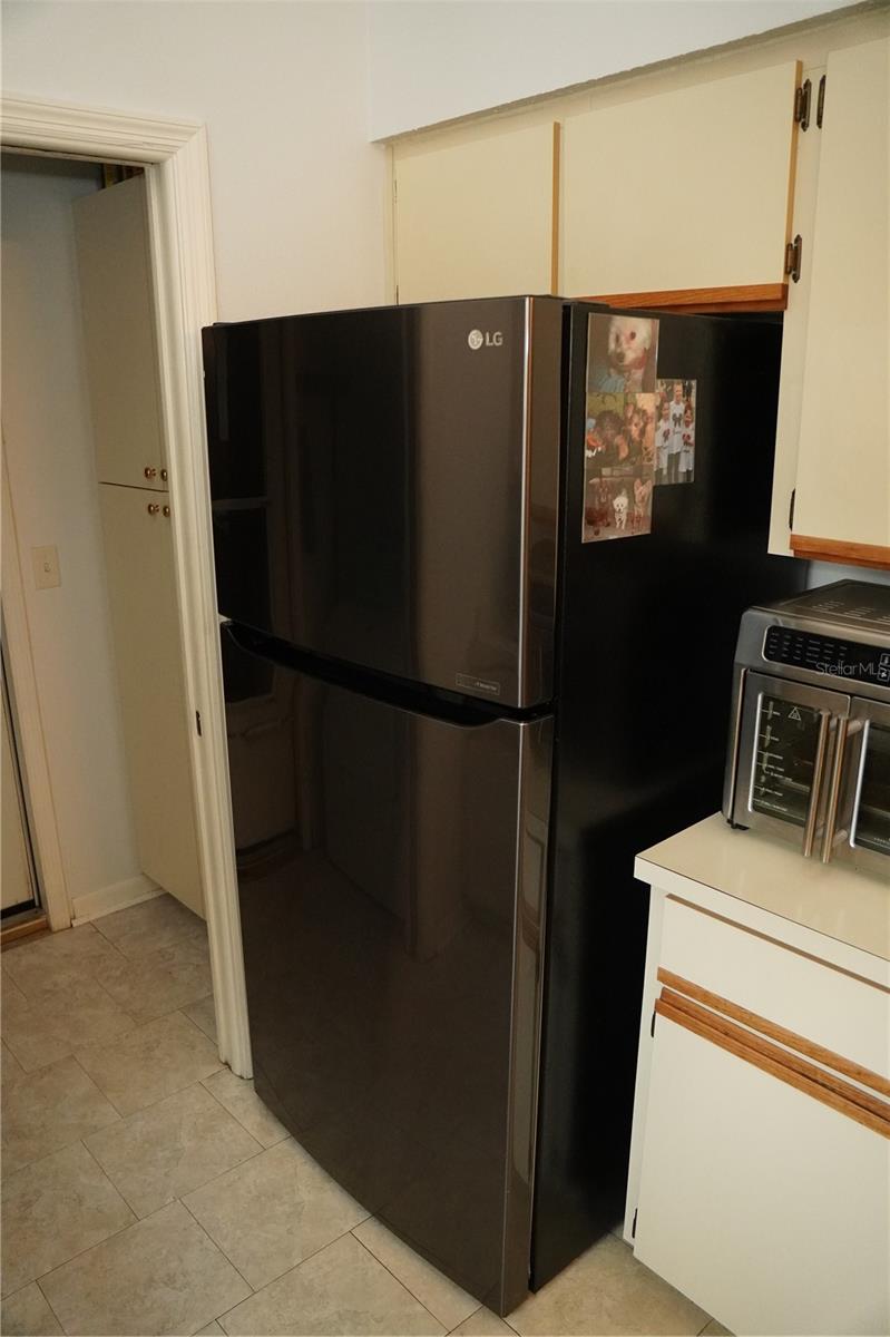 Listing photo id 13 for 1621 Southwind Drive