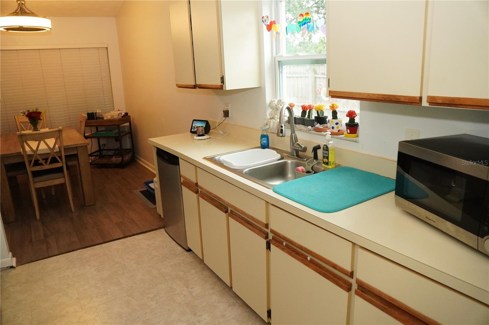 Listing photo id 16 for 1621 Southwind Drive