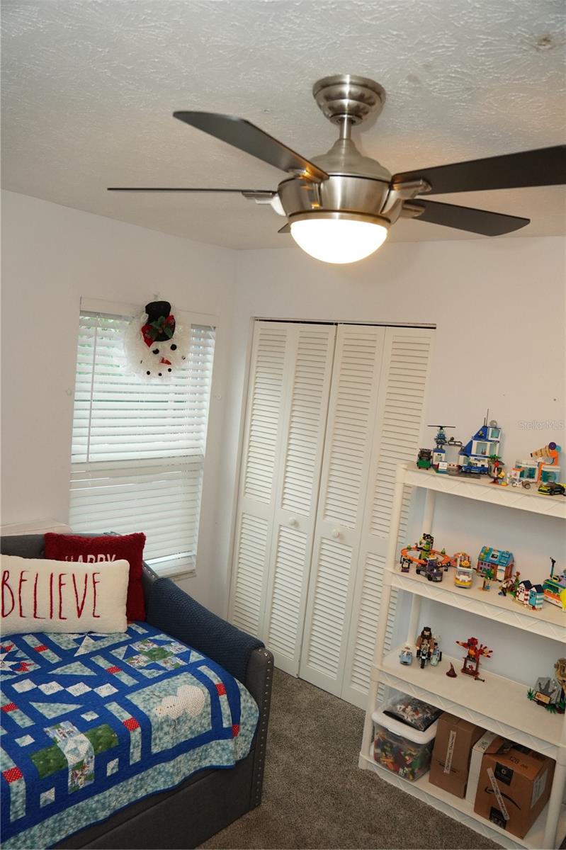 Listing photo id 46 for 1621 Southwind Drive