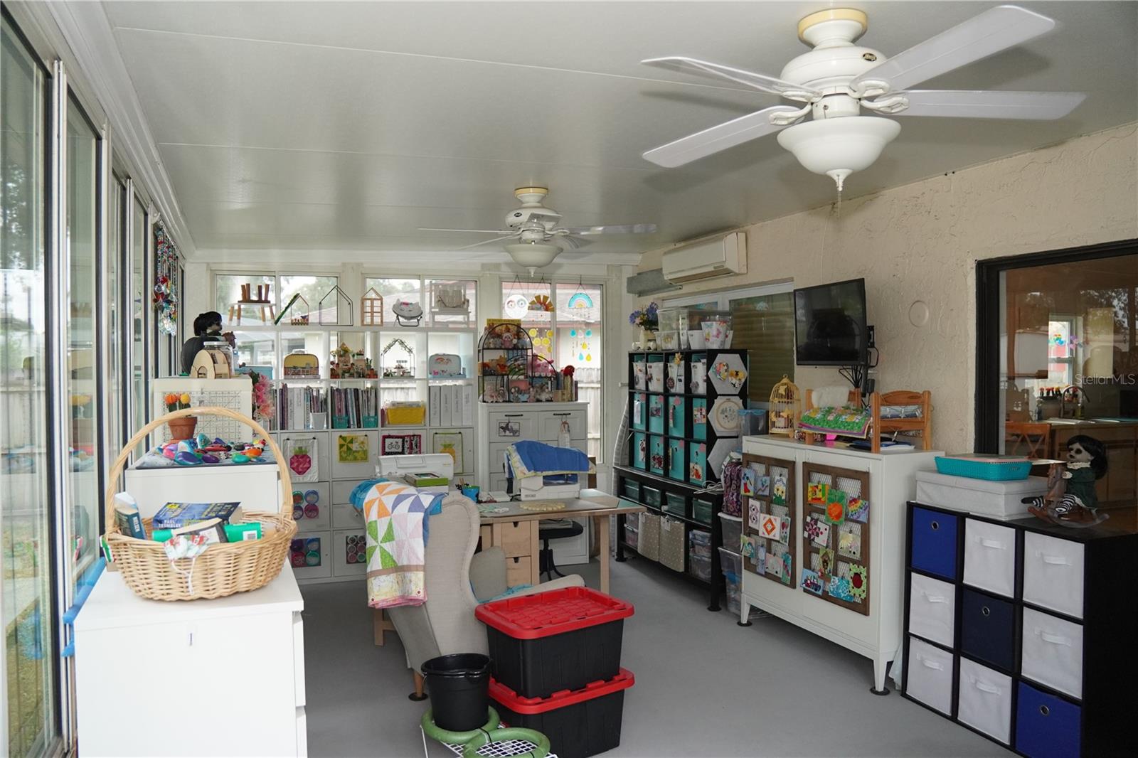 Listing photo id 6 for 1621 Southwind Drive