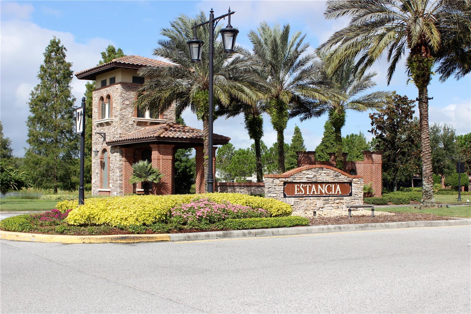 Image 4 of 29 For 4596 Almada Lane