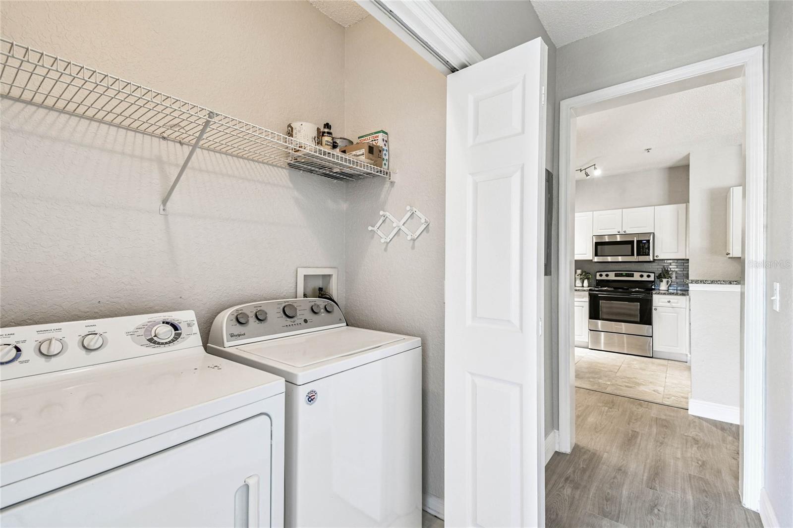 Image 30 of 60 For 18001 Richmond Place Drive 1223