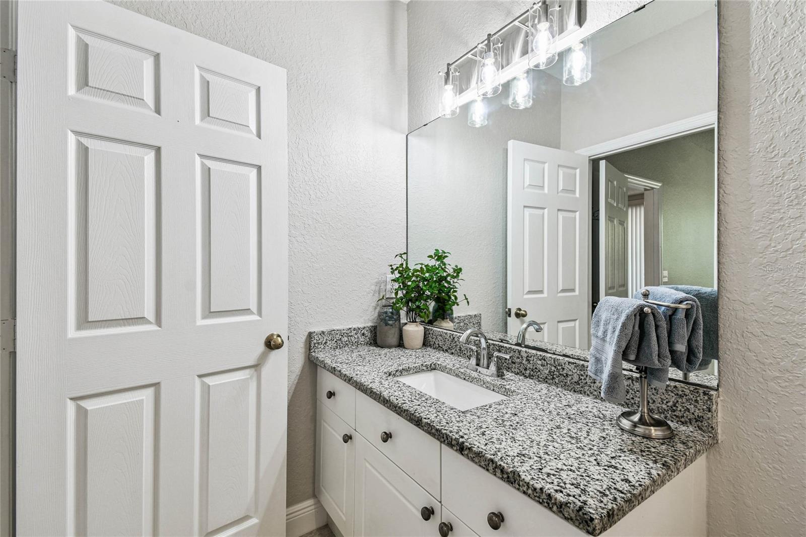Image 49 of 60 For 18001 Richmond Place Drive 1223