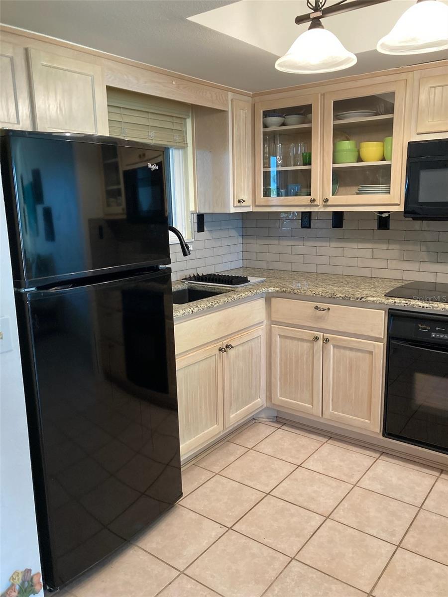 Image 14 of 28 For 6009 Sea Ranch Drive 114