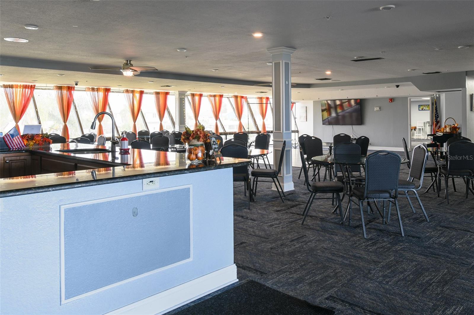 Image 21 of 28 For 6009 Sea Ranch Drive 114