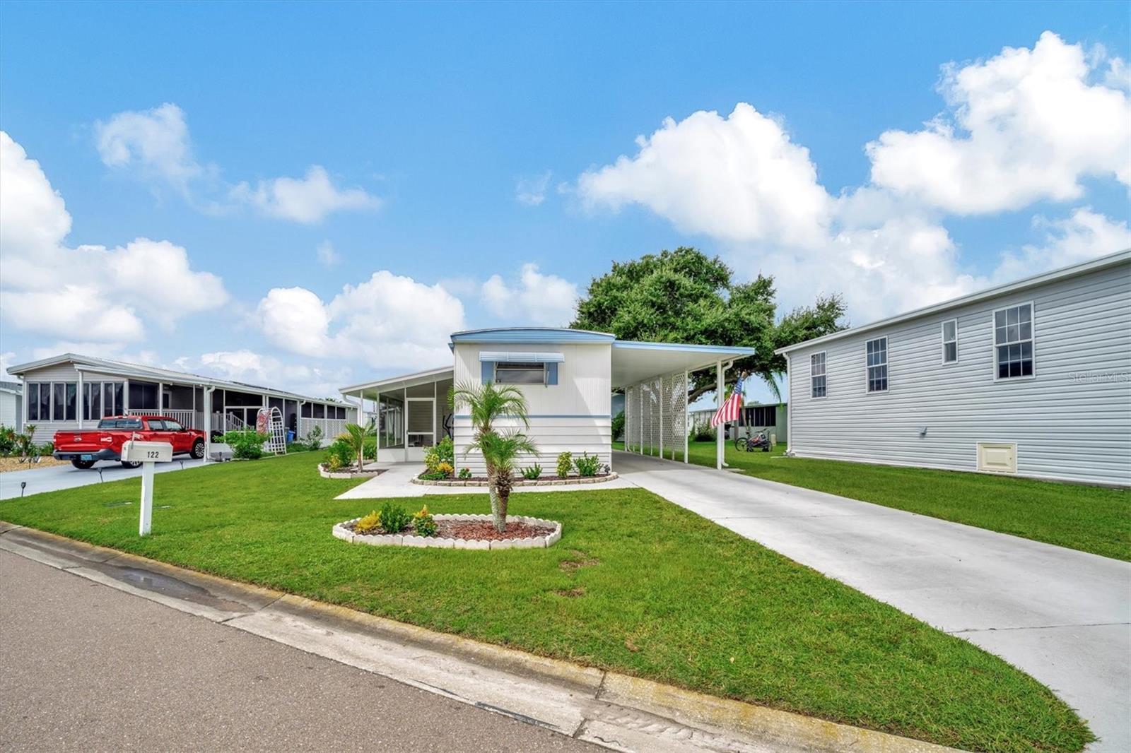 Image 33 of 37 For 122 Saint Annes Circle