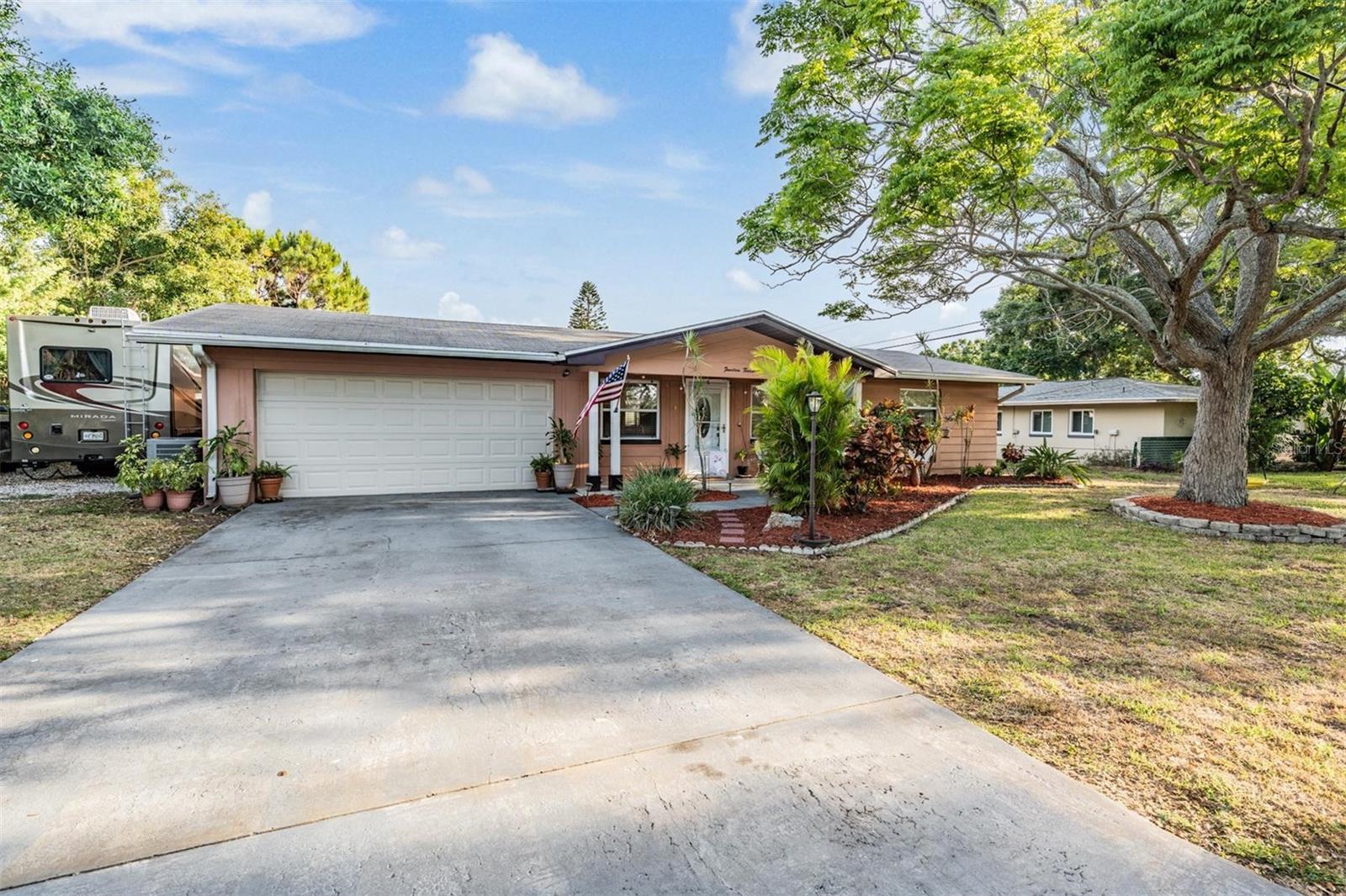 Details for 14000 104th Avenue, LARGO, FL 33774