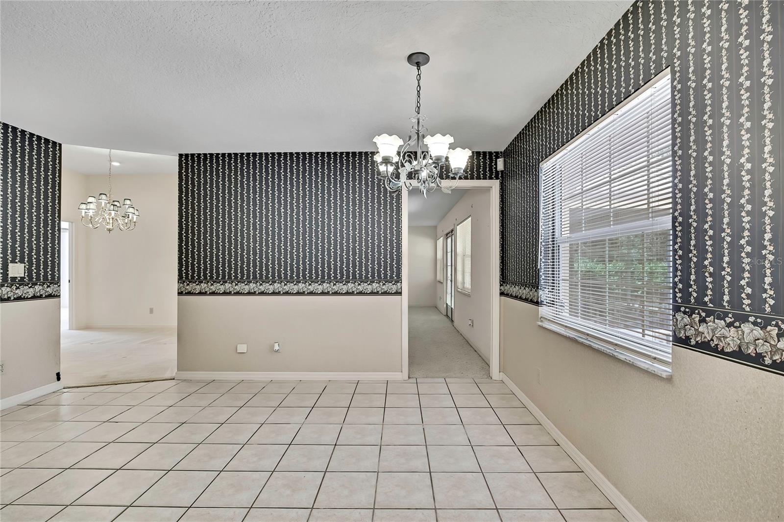 Image 11 of 46 For 19649 93rd Lane