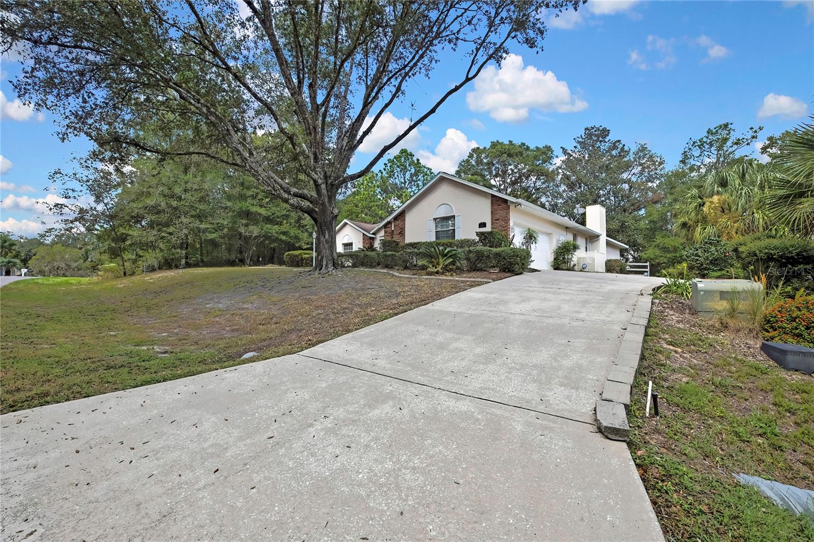 Image 3 of 46 For 19649 93rd Lane