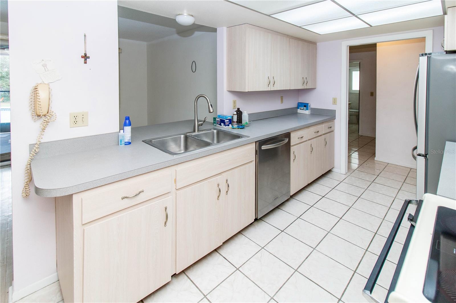 Image 14 of 49 For 2859 Sarah Drive