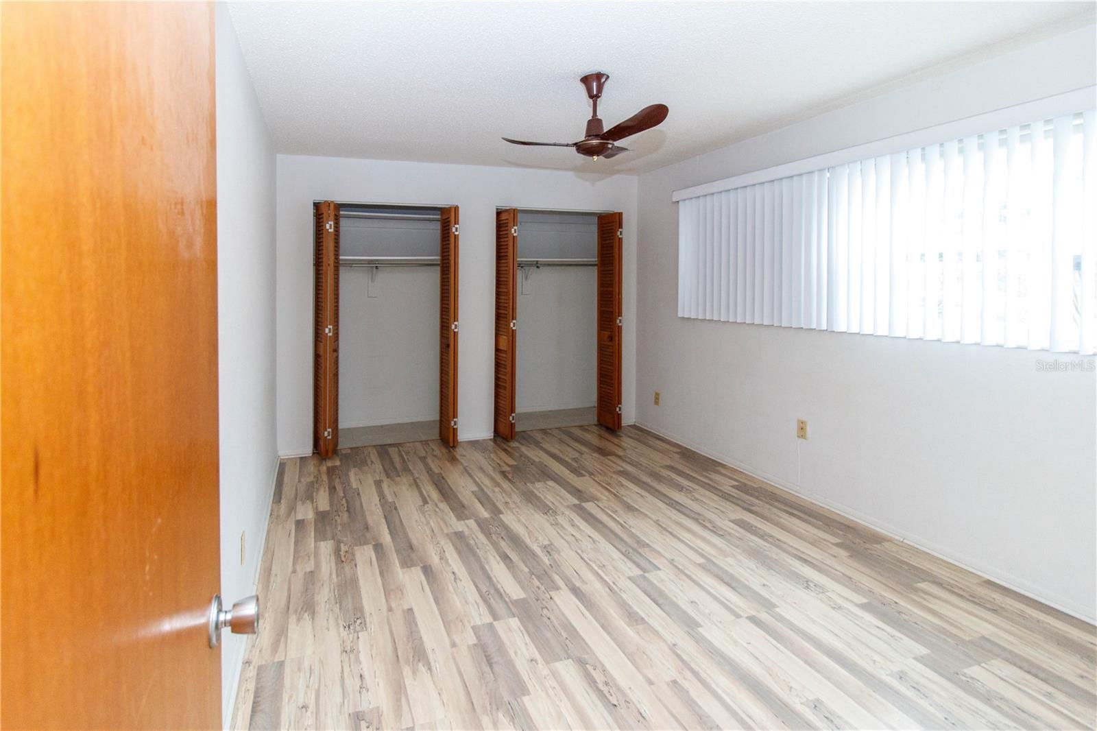 Image 18 of 49 For 2859 Sarah Drive