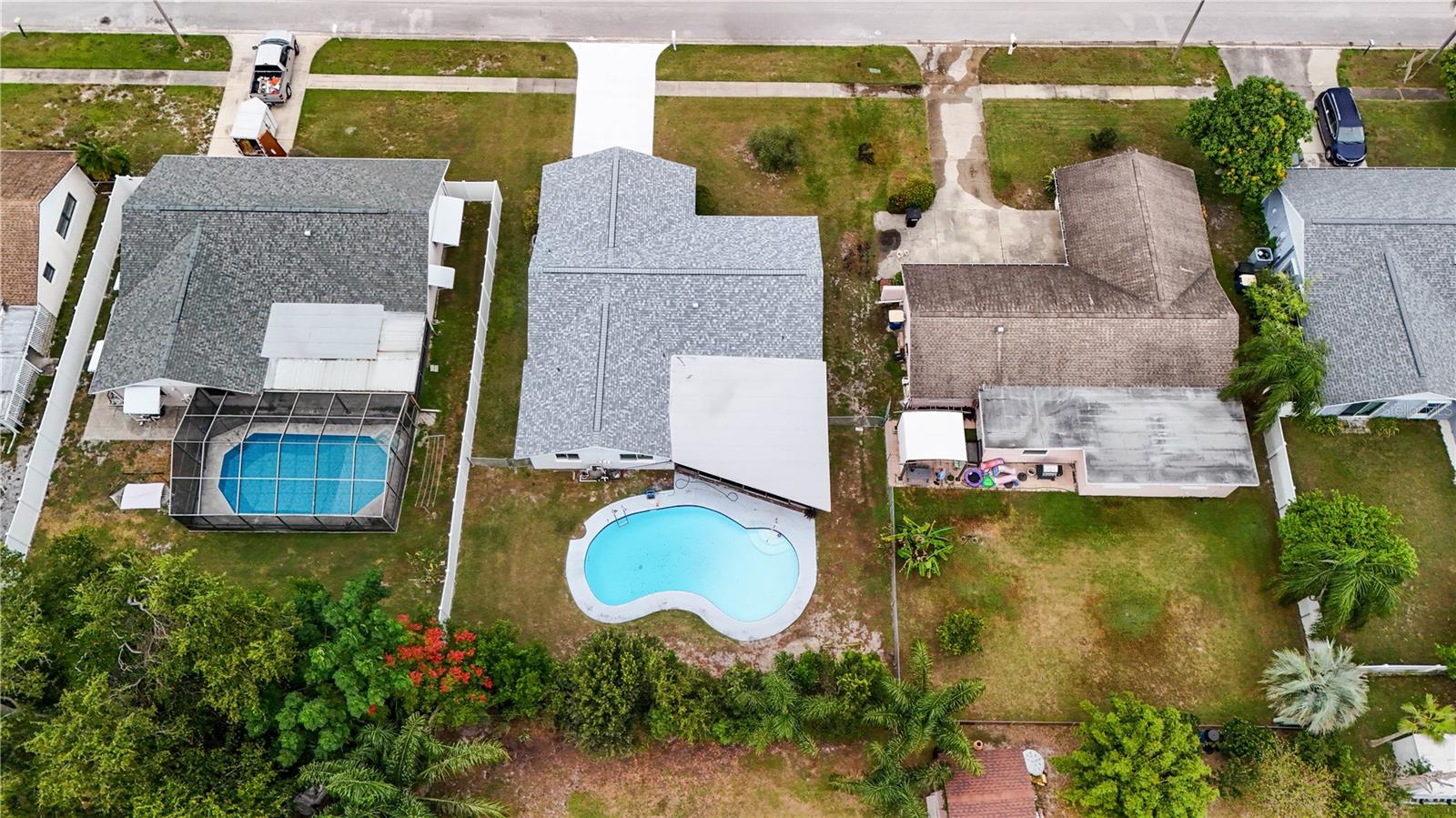 Image 19 of 49 For 2859 Sarah Drive