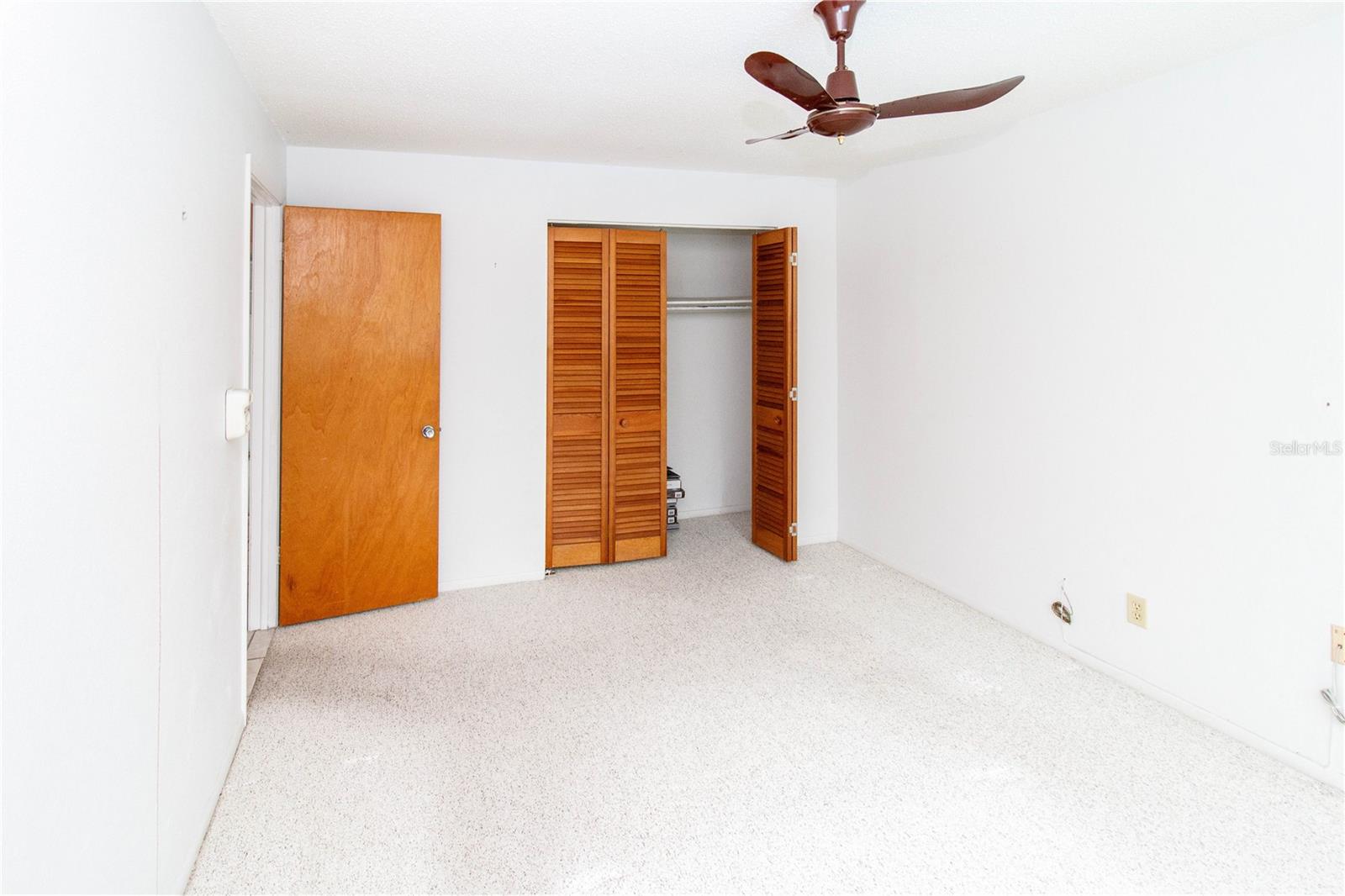 Image 20 of 49 For 2859 Sarah Drive