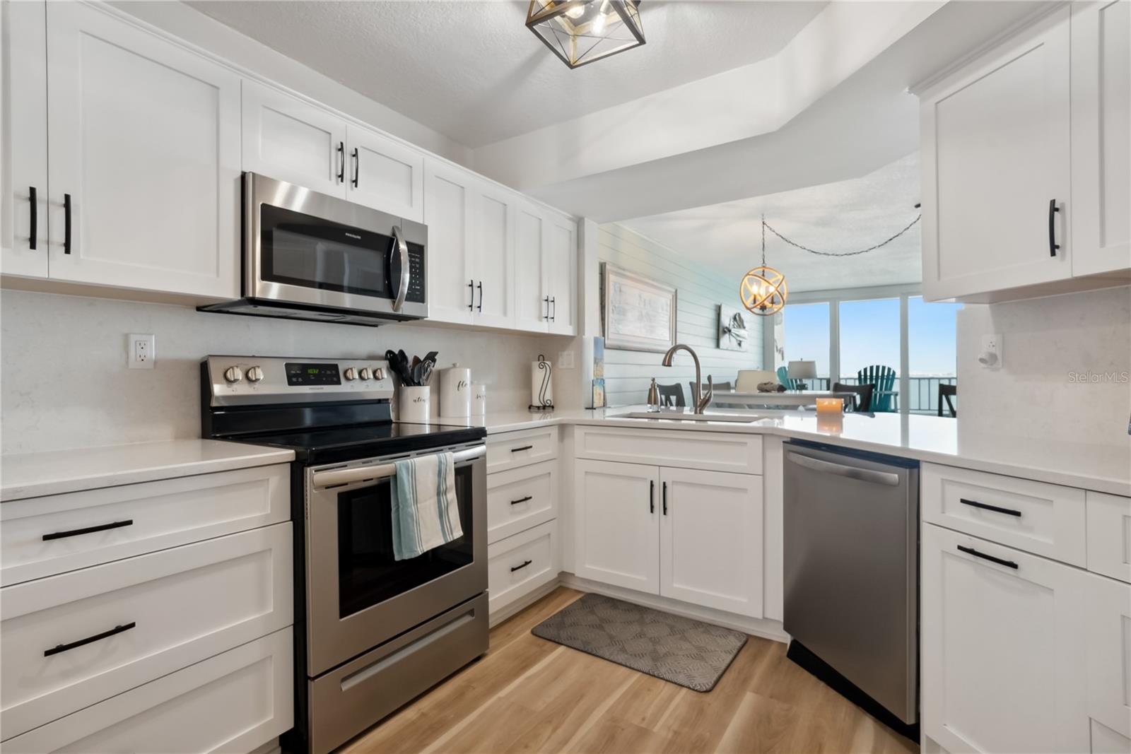 Image 12 of 39 For 5279 Isla Key Boulevard S 212