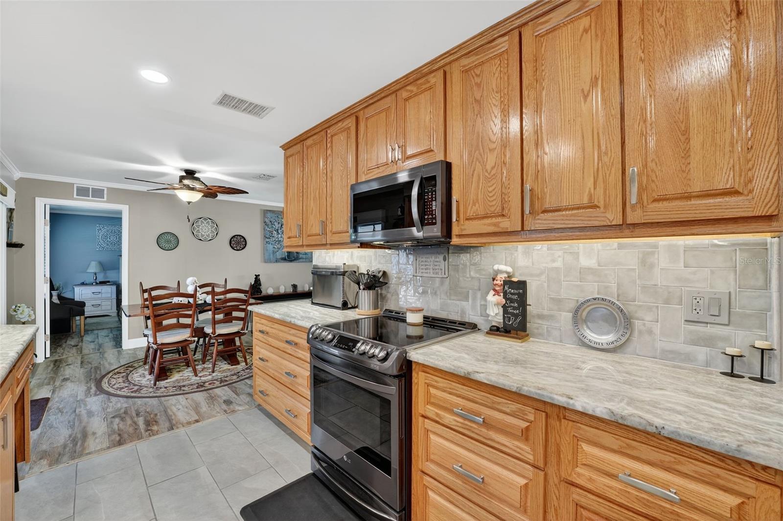 Image 18 of 74 For 9681 119th Way