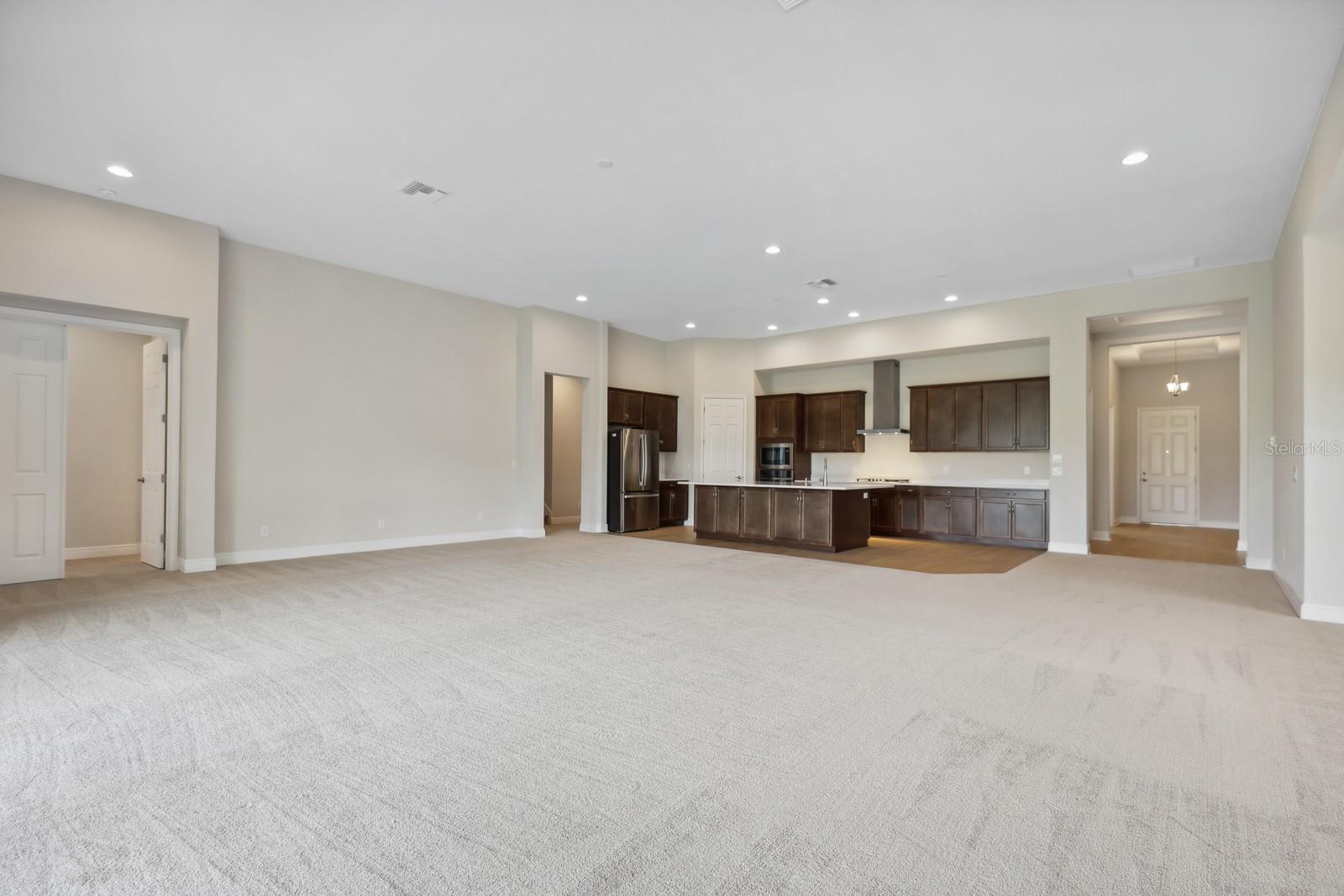 Image 10 of 49 For 10017 Meadowrun Drive