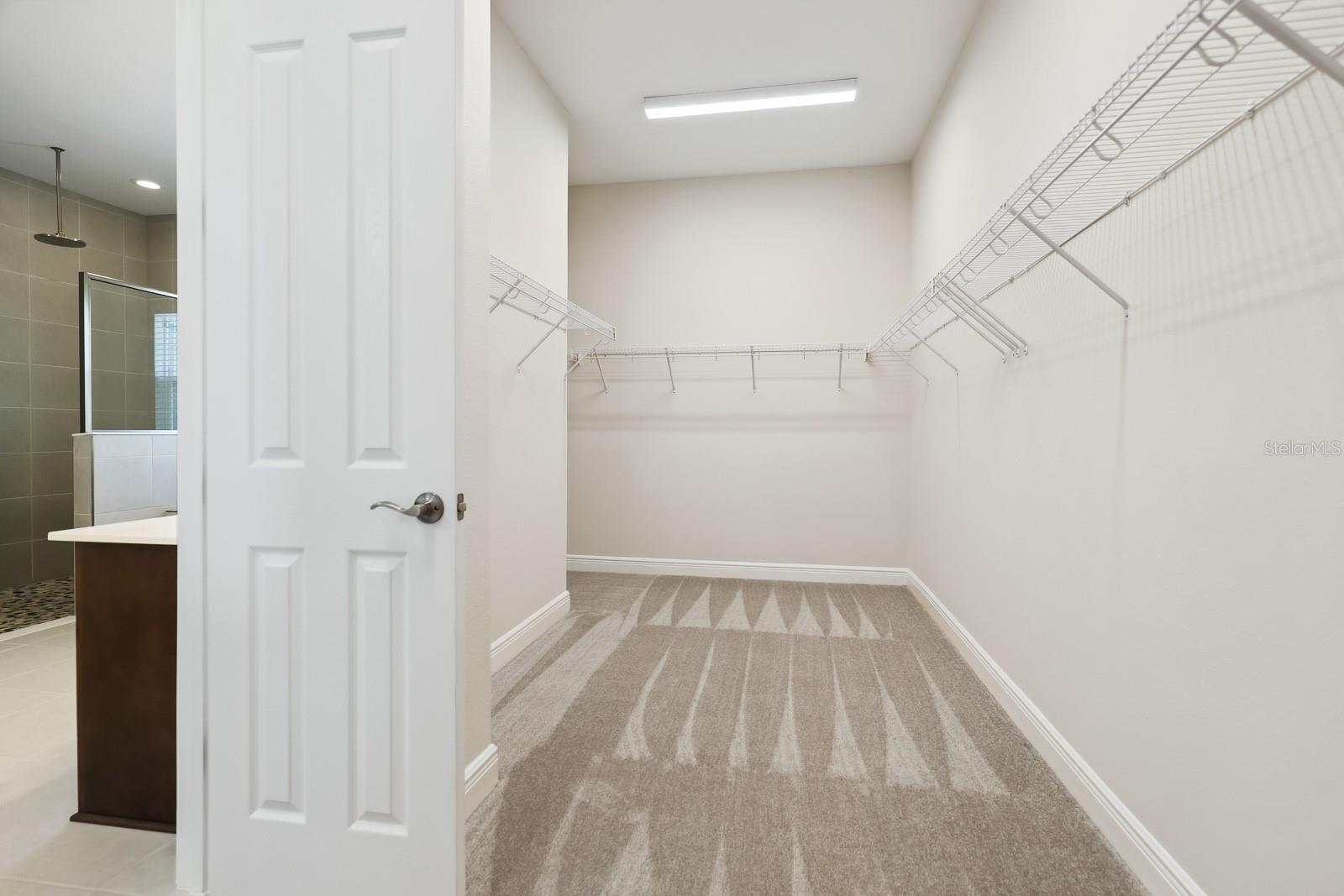 Image 19 of 49 For 10017 Meadowrun Drive