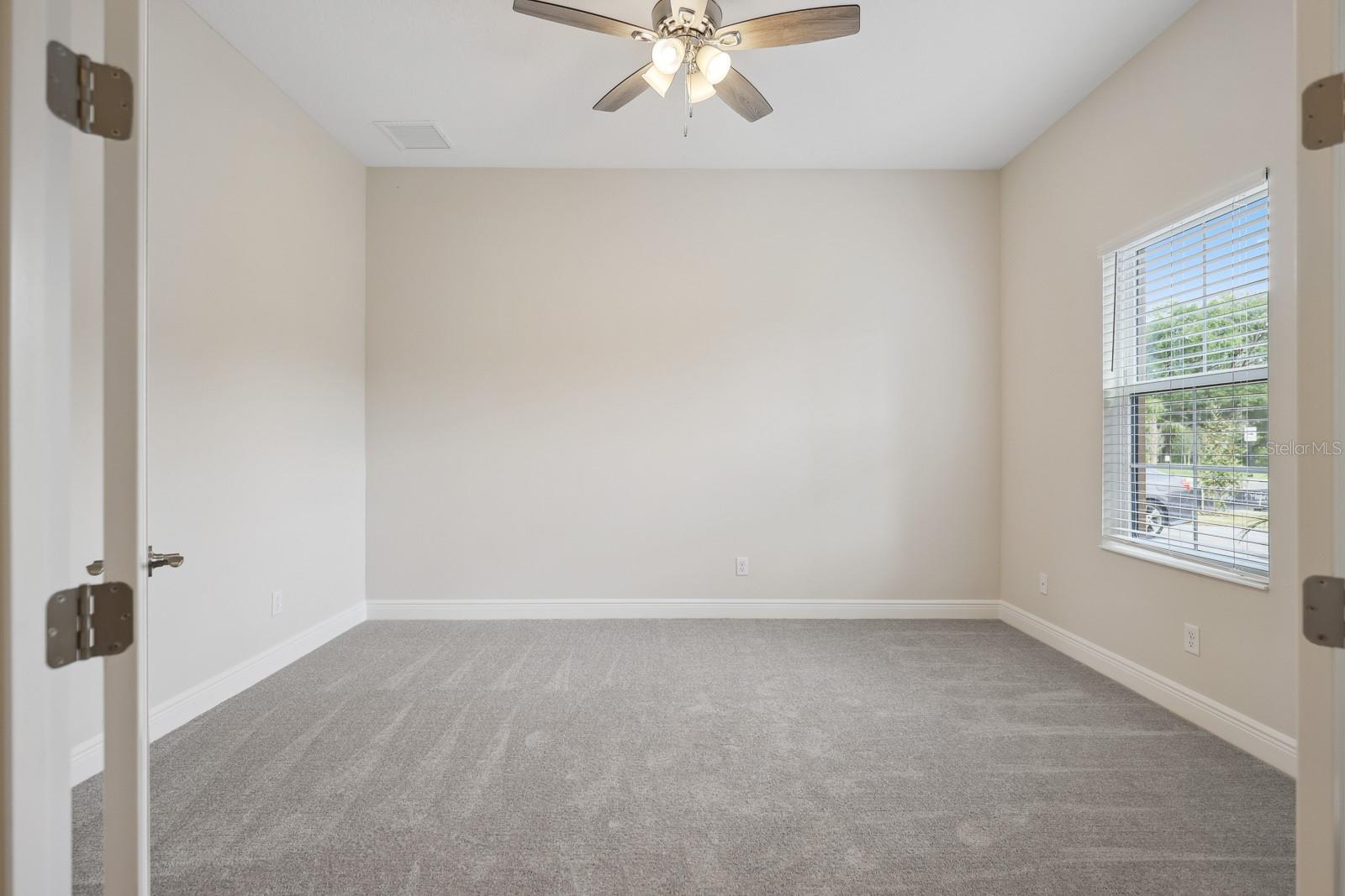 Image 20 of 49 For 10017 Meadowrun Drive