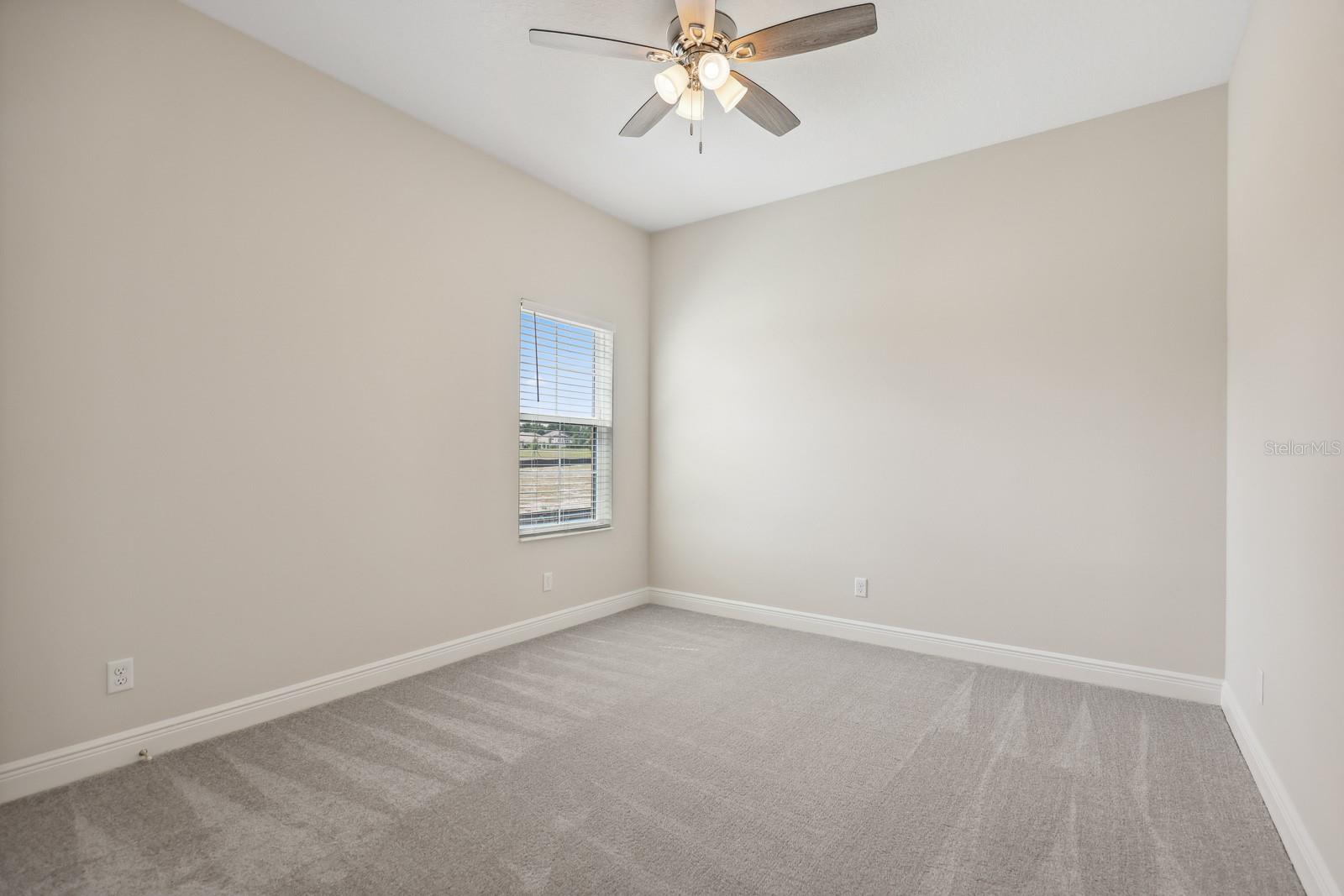 Image 23 of 49 For 10017 Meadowrun Drive