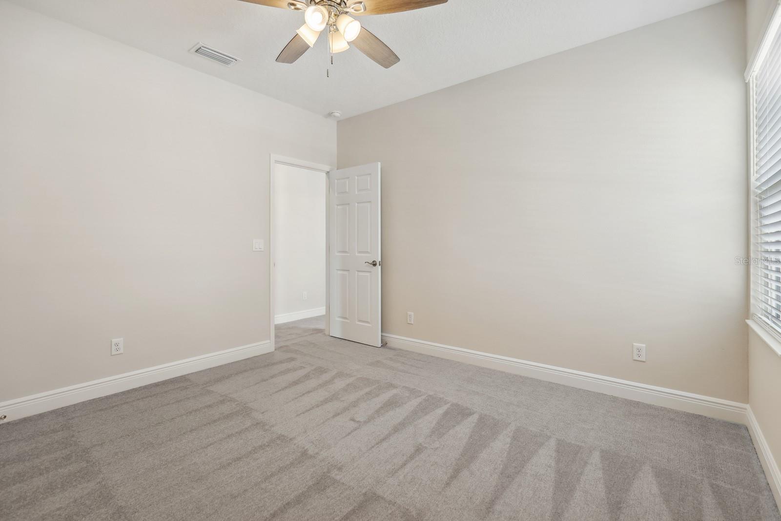 Image 32 of 49 For 10017 Meadowrun Drive