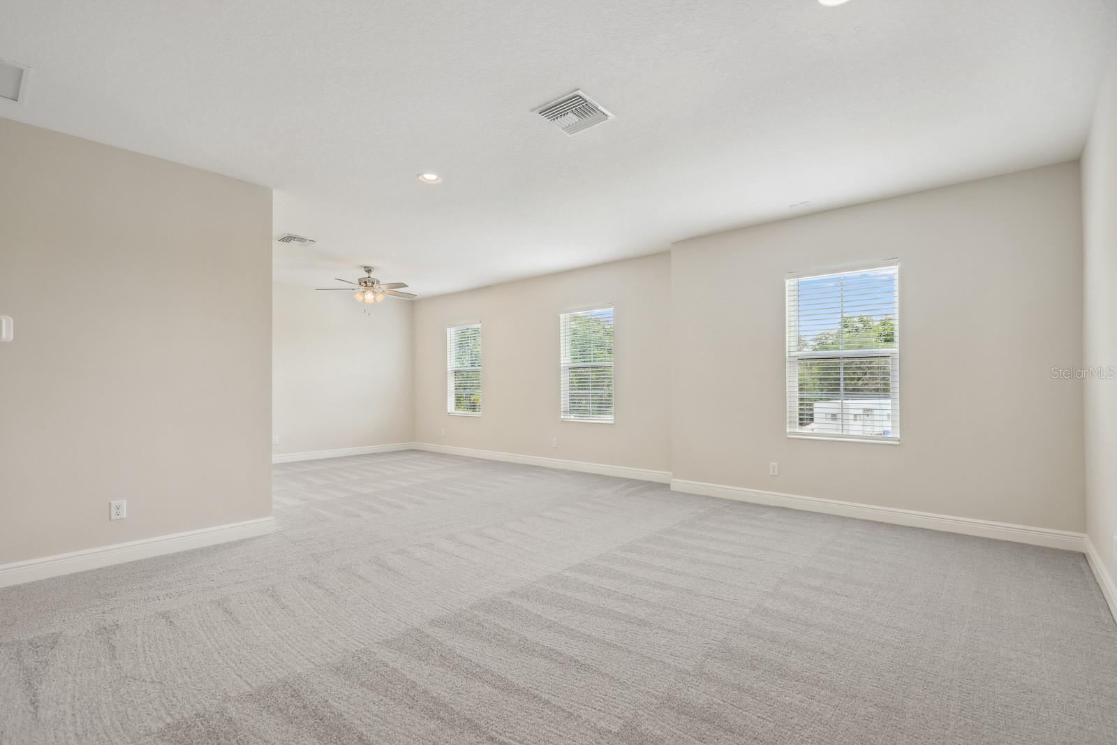 Image 37 of 49 For 10017 Meadowrun Drive