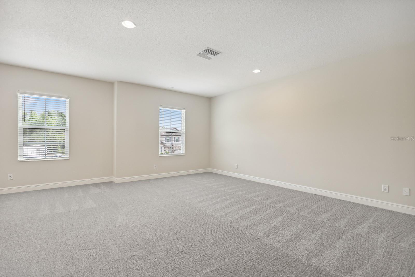 Image 38 of 49 For 10017 Meadowrun Drive