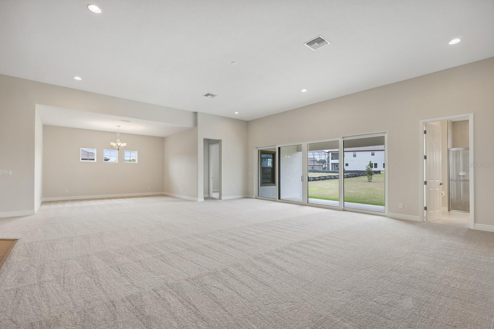 Image 4 of 49 For 10017 Meadowrun Drive