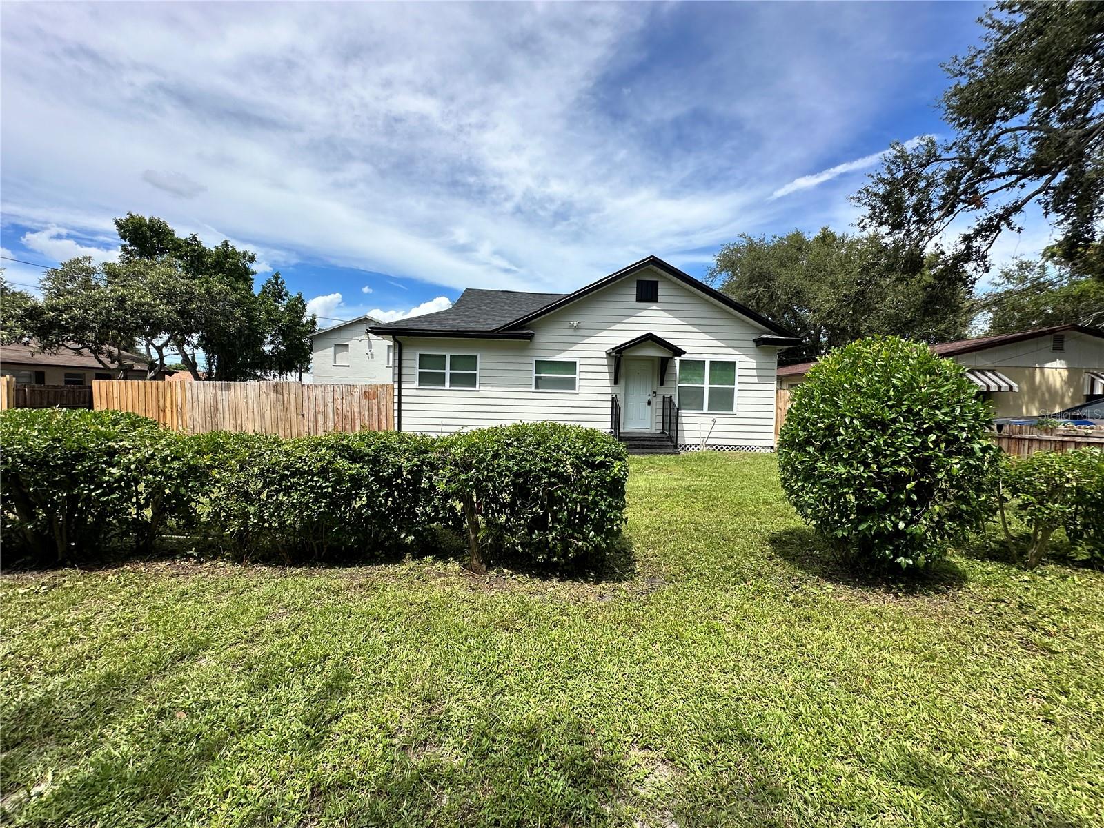 Details for 1006 15th Avenue Nw, LARGO, FL 33770