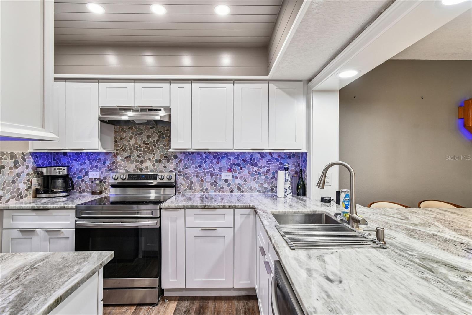 Image 17 of 65 For 36750 Us Highway 19 N 17210