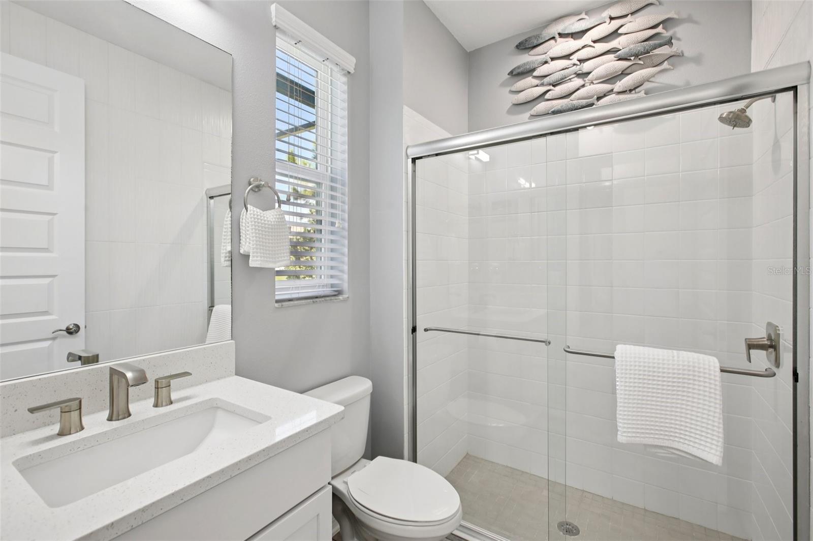 Listing photo id 19 for 7135 Graybrook Drive
