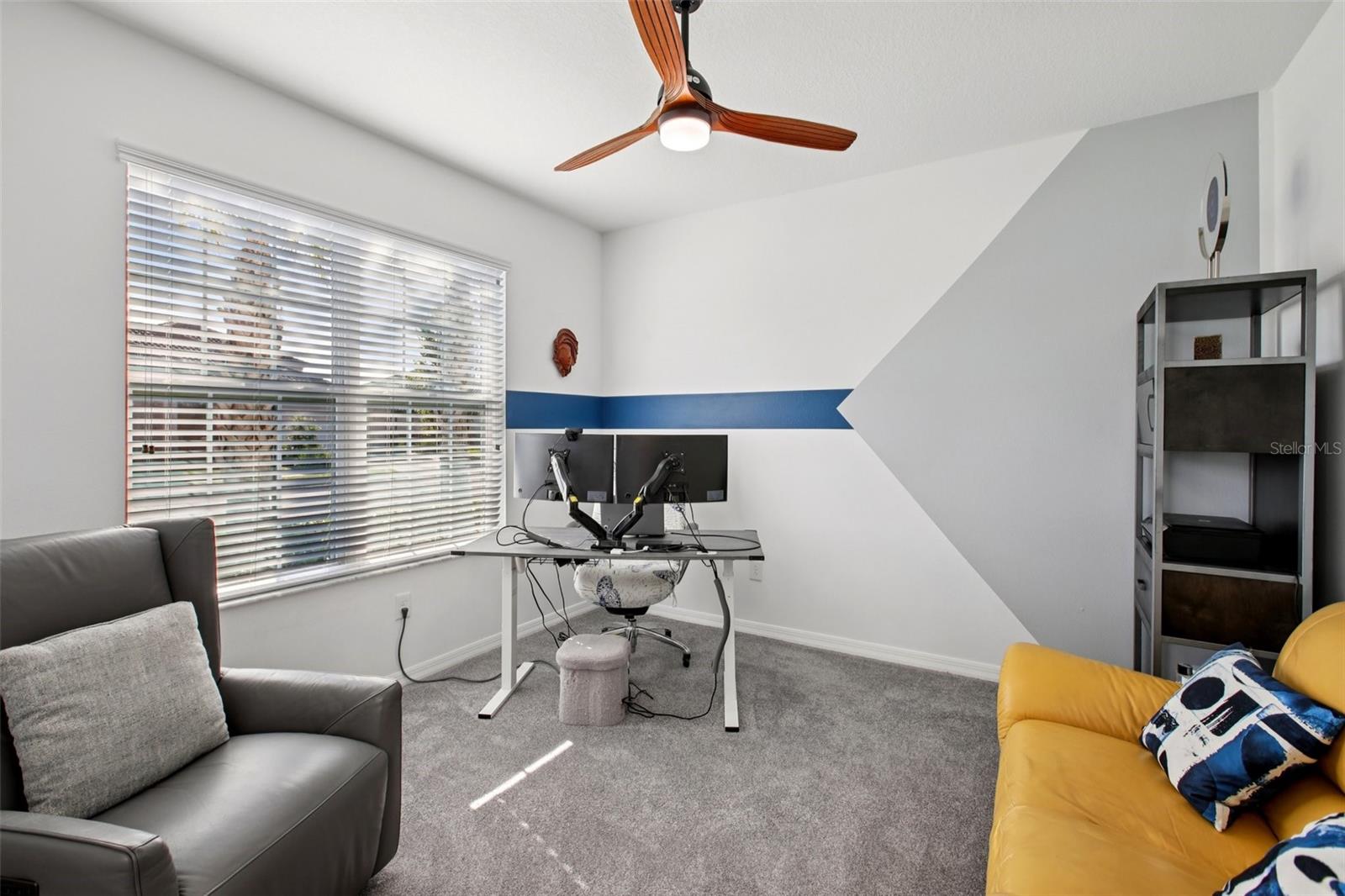 Listing photo id 21 for 7135 Graybrook Drive