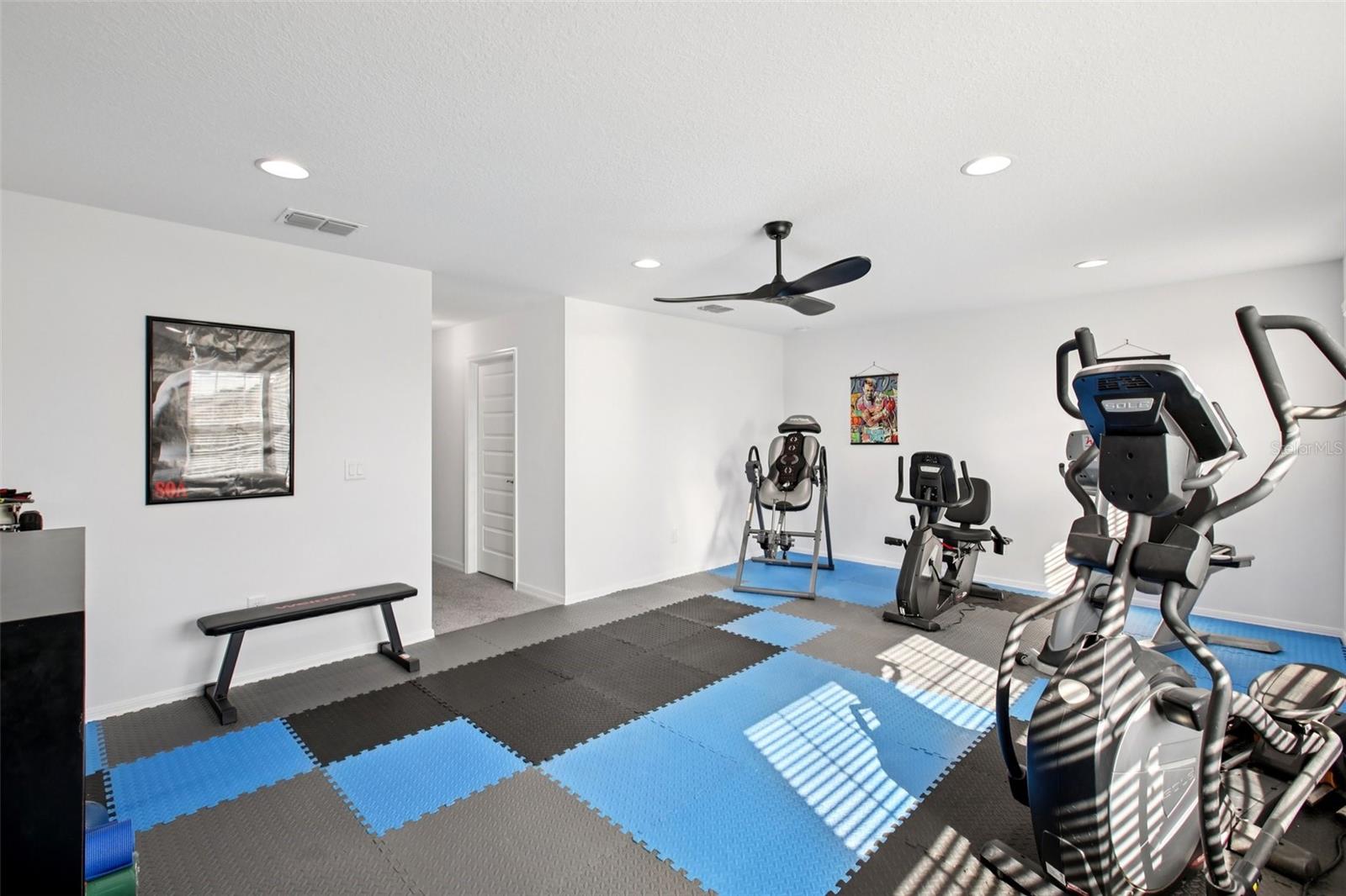 Listing photo id 43 for 7135 Graybrook Drive